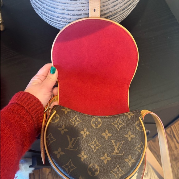 Authentic Louis Vuitton Monogram Tambourin NM Crossbody Bag - Picture 7 of 14